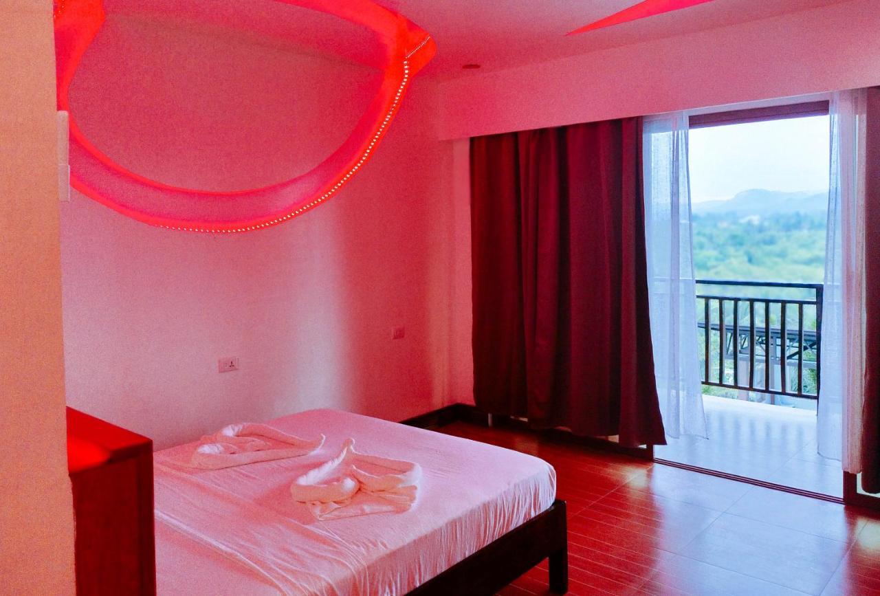 Reddoorz @ Sun Kissed Resort Guindulman Anda  Εξωτερικό φωτογραφία