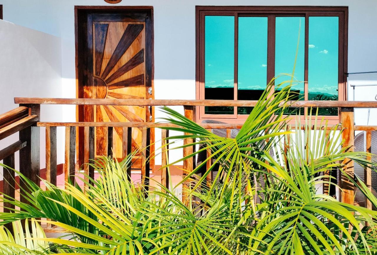 Reddoorz @ Sun Kissed Resort Guindulman Anda  Εξωτερικό φωτογραφία
